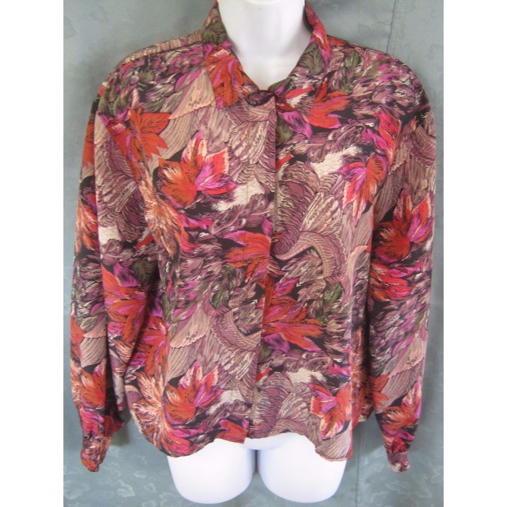 Vintage Notations Top Size Medium Floral Print Shirt